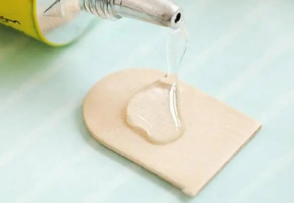 水（shuǐ）性粘合（hé）劑消泡劑應用